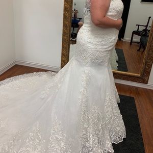 Wedding dress